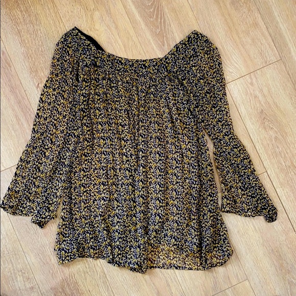 Winter kate silk blouse - Picture 3 of 3